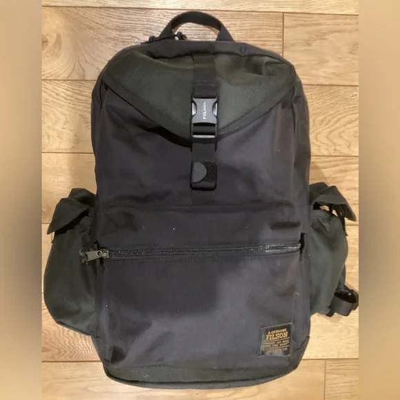 Filson surveyor 36 L Black Men's Backpack - Picture 3 of 13